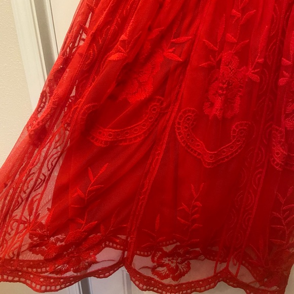 💃🏼Altar’d State Lace Dress - Picture 3 of 6